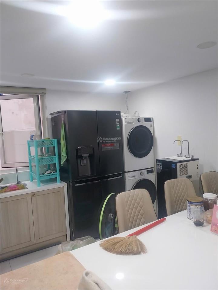 Bán chung cư sổ riêng tại chiêu anh các, 3,3 tỷ, 72m2, 2pn + 2wc, chính chủ giá siêu hời