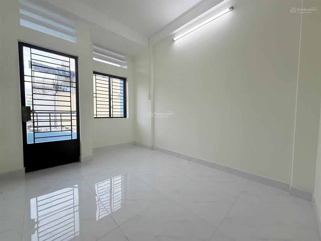 Bán căn hộ chung cư 2pn, 1wc, 63m2, 3,35 tỷ tại phan văn trị, p.3, bình thạnh, hcm