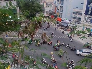 Chính chủ bán căn hộ chung cư 2pn, 1wc, 59m2 giá 3,2 tỷ tại trần phú, q5, hcm