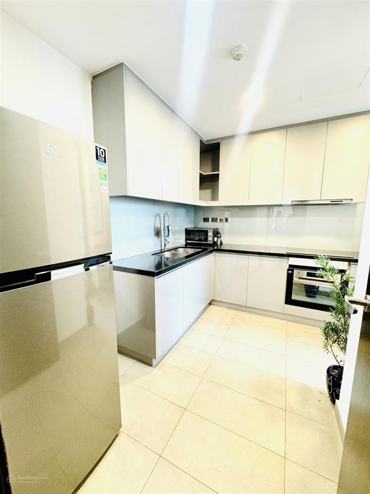 Bán căn hộ 84m2 quận 1 đẹp 3pn, 2wc giá bán dưới 11 tỷ vnd, 84m2, nhiều tiện ích, cho thuê 4tr/ngày