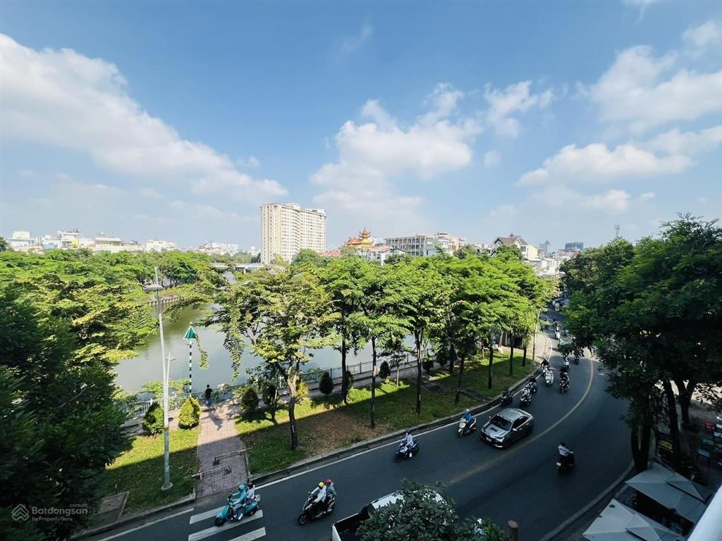 Bán cc 2pn, 1wc, 58m2 tại đinh tiên hoàng, bình thạnh, 3,85 tỷ vnd