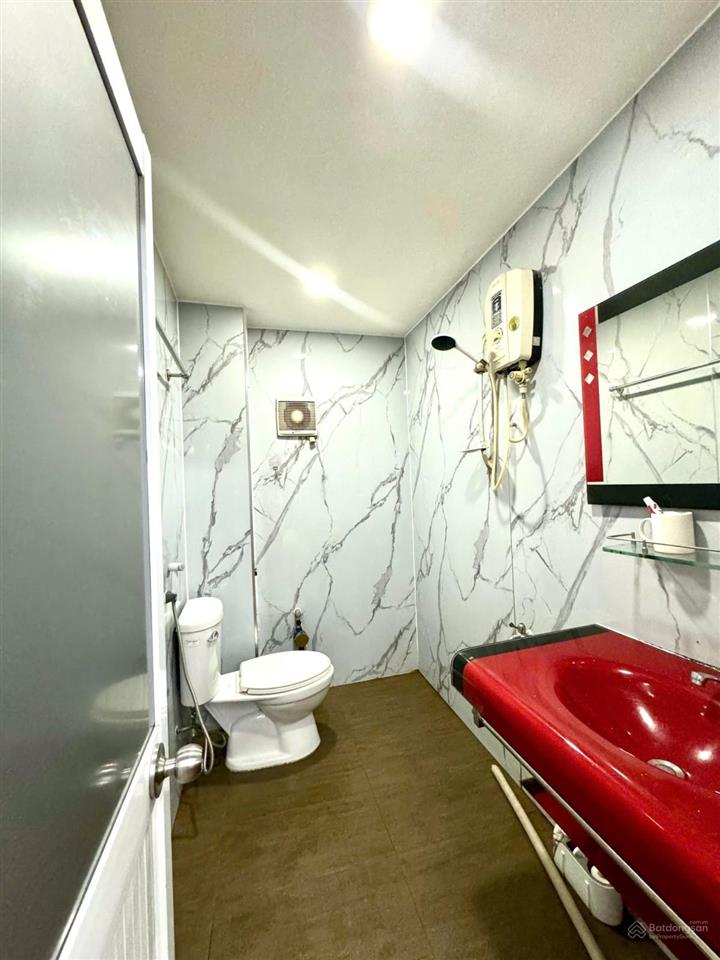 Bán căn hộ chung cư view đẹp tại cống quỳnh, 2,8 tỷ, 30m2, 1pn, 1wc