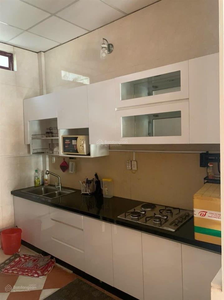 Bán gấp căn hộ 3pn, 1wc, 100m2 tại trần quốc toản, p 9, q3, tp.hcm, giá 3,8 tỷ vnd