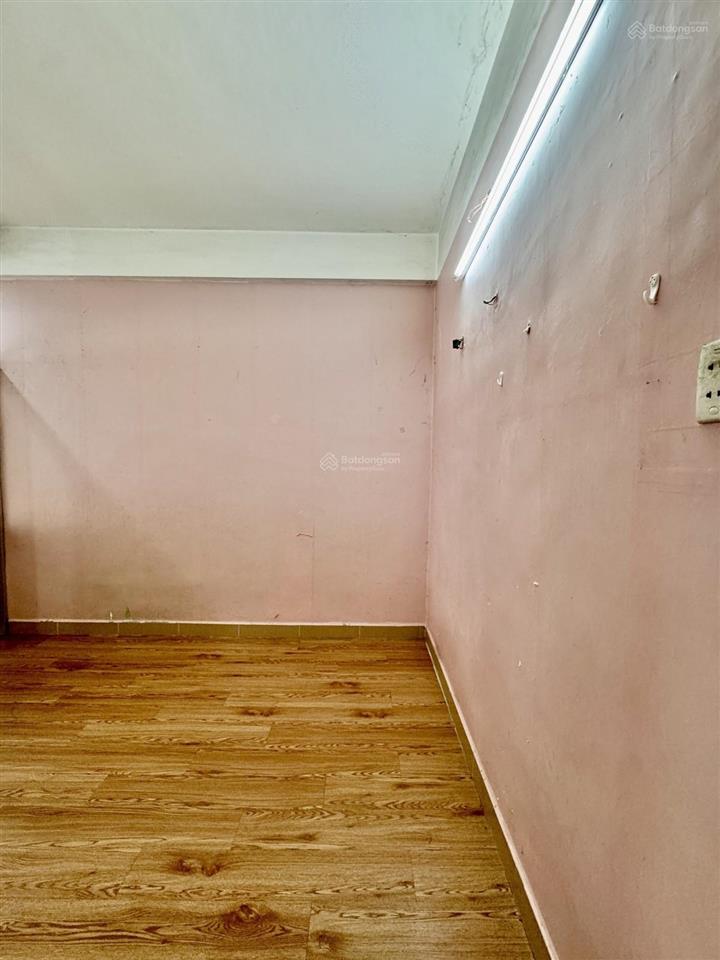 Bán căn hộ cc đẹp, 2pn, 1wc tại trần quang diệu, p13, q3, 2,45 tỷ, 44m2, nhiều tiện ích hot!