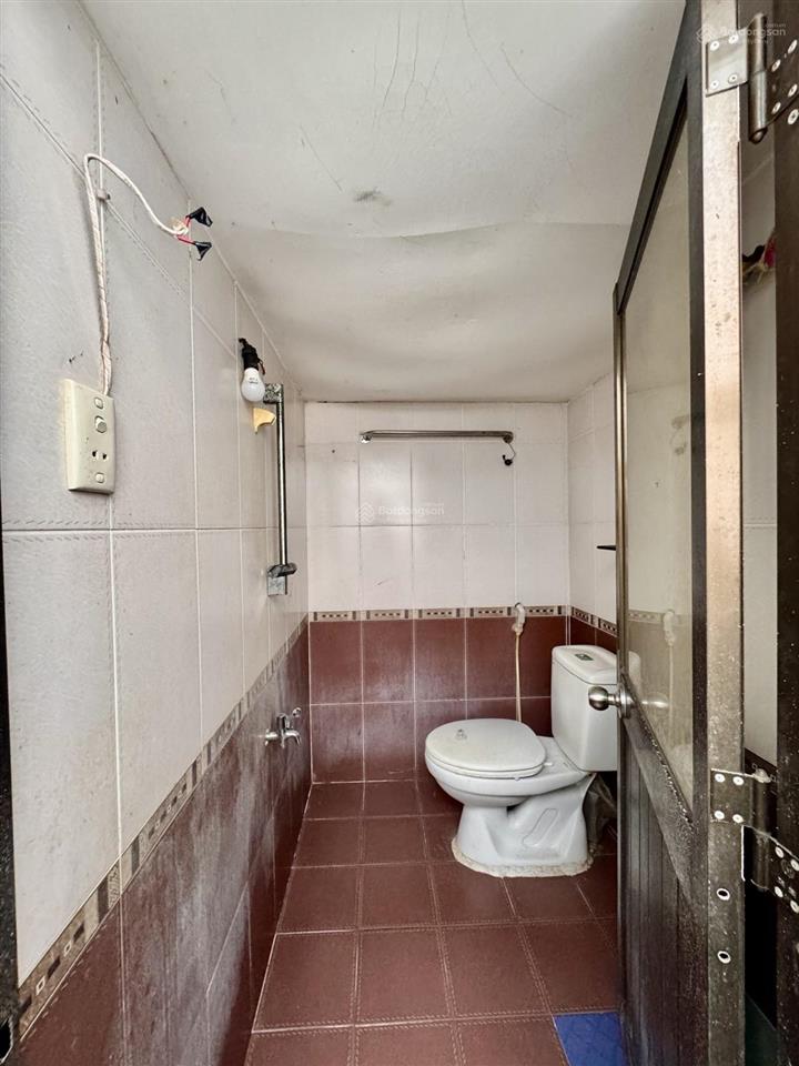 Bán căn hộ cc đẹp, 2pn, 1wc tại trần quang diệu, p13, q3, 2,45 tỷ, 44m2, nhiều tiện ích hot!