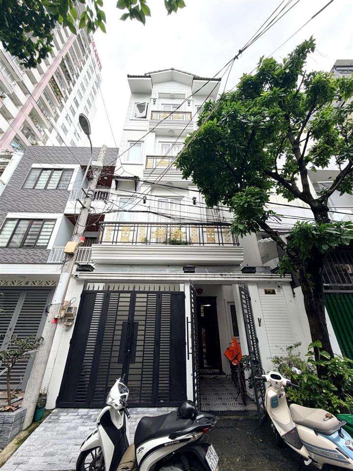Chủ về nhà vườn nghỉ dưỡng gửi bán gấp nhà 5 tầng, 4 phòng ngủ, ngay chợ phạm văn bạch, 60m2, 6 tỷ