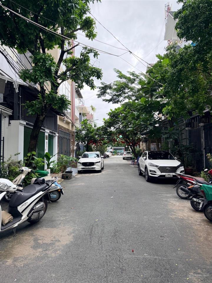 Chủ về nhà vườn nghỉ dưỡng gửi bán gấp nhà 5 tầng, 4 phòng ngủ, ngay chợ phạm văn bạch, 60m2, 6 tỷ