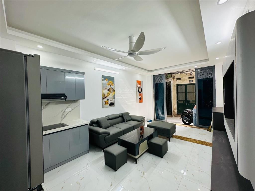 Nhà riêng phố nguyễn lương bằng, giá nhỉnh 10 tỷ, 35m² x 5 tầng, mt 4m, nhà mới kính coong.