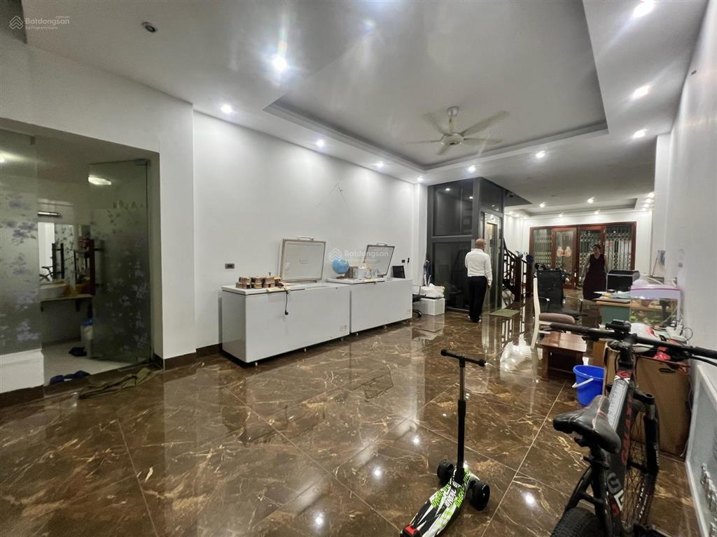 Nhà riêng tây sơn, đống đa 82m2, 7 tầng, vỉa hè, thang máy, kinh doanh, chỉ 40 tỷ