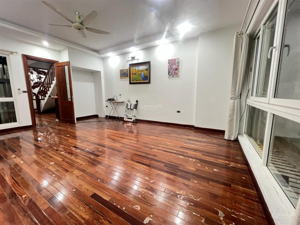 Nhà riêng tây sơn, đống đa 82m2, 7 tầng, vỉa hè, thang máy, kinh doanh, chỉ 40 tỷ