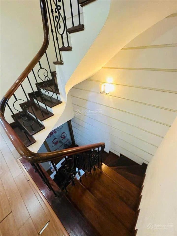 Nhà đẹp ô chợ dừa đống đa | 60m | 5 tầng thang máy, ô tô vào nhà, giá chỉ 18 tỷ.