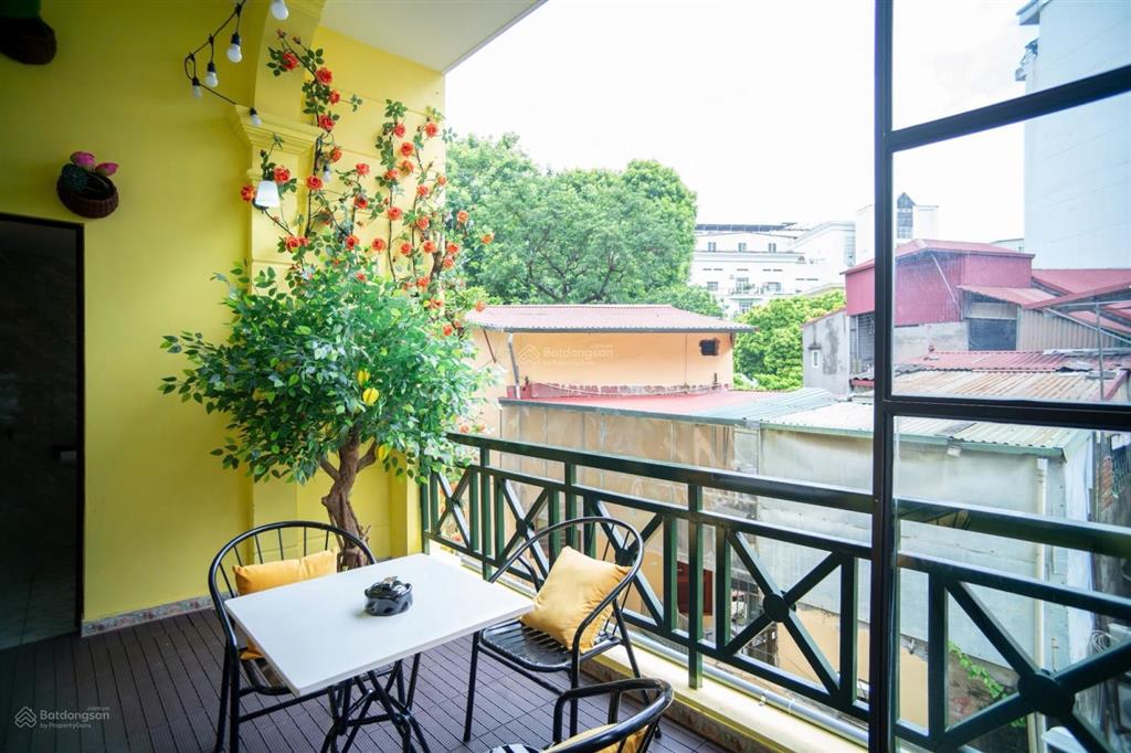 Siêu phẩm phố cổ hàng bông hoàn kiếm 60m², 4 tầng, kinh doanh, giá 39 tỷ.