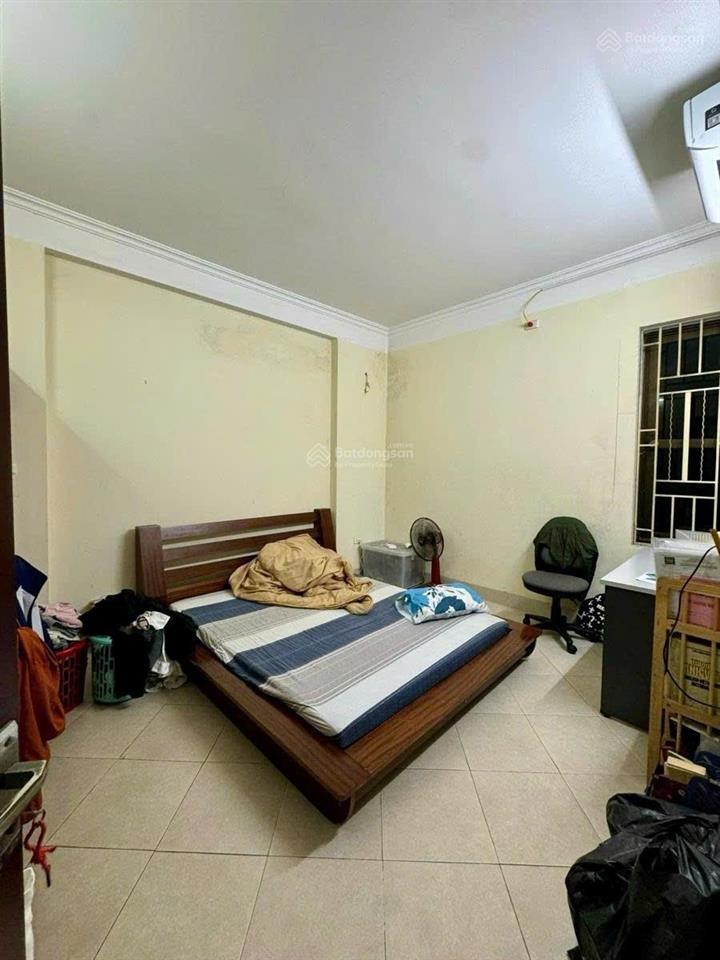 Mặt phố đê la thành nhỏ 68m2 mt 6m 6 tầng + hầm thang máy ô tô 2 thoáng 20 tỷ