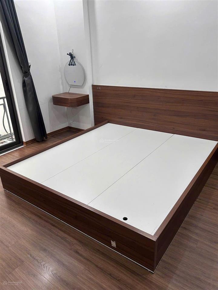 Cho thuê nhà nguyên căn trần cung cổ nhuế  15 triệu