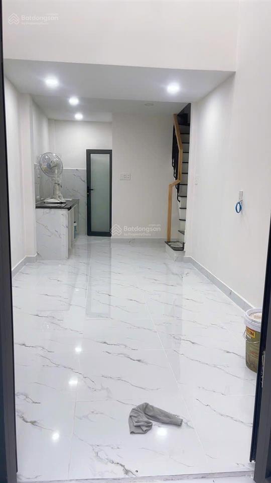 Cho thuê nhà huỳnh văn bánh chính chủ