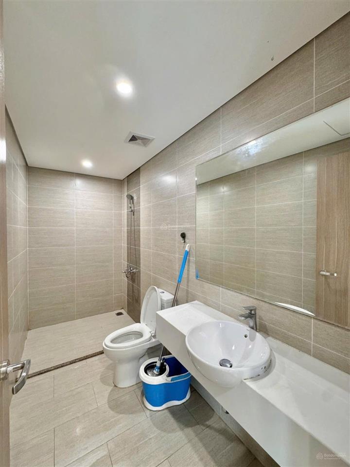 Cần bán gấp căn hộ 3pn, full nội thất, giá rẻ