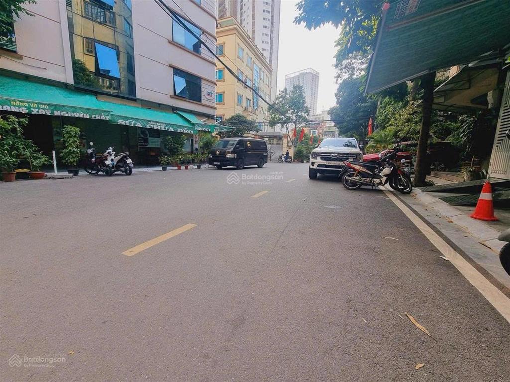 Bán nhà mạc thái tổ  lô góc  dt 80m2  mt 10m  vỉa hè kinh doanh  nhỉnh 35 tỷ