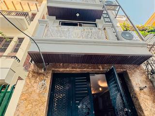 Bán nhà phân lô hoàng quốc việt  ngõ ô tô  kinh doanh  dt 50m2 x 5 tầng  nhỉnh 18 tỷ