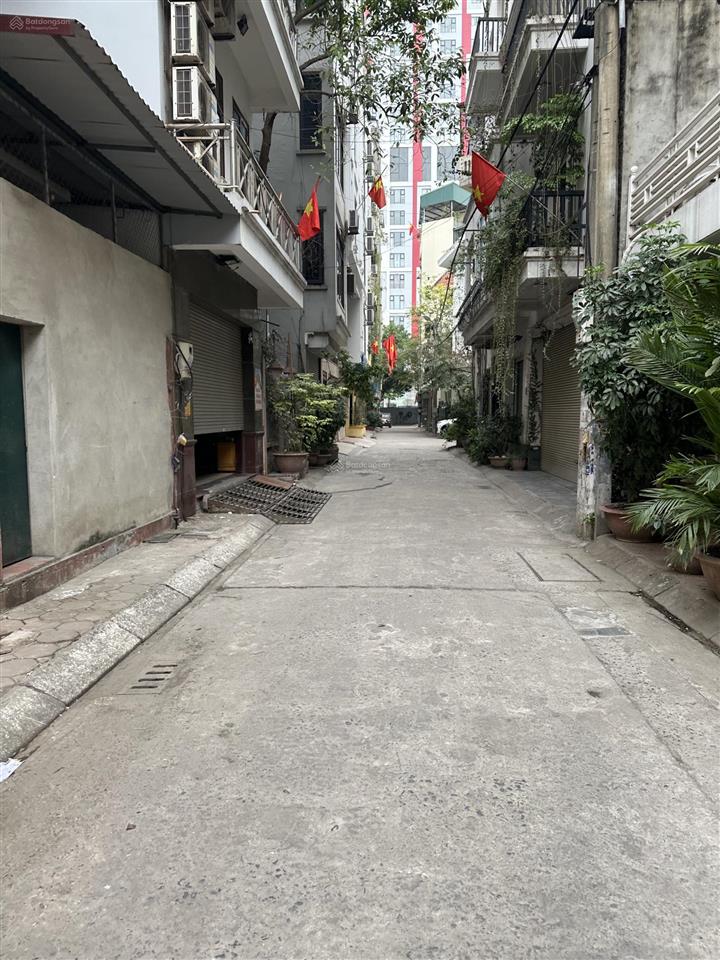 Bán gấp căn phân lô duy tân  ngõ ô tô tránh  kinh doanh  2 mặt tiền  dt80m2  nhỉnh 40 tỷ