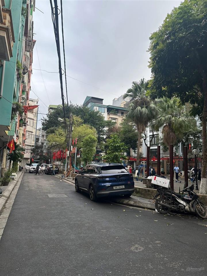 Cần bán gấp nhà phân lô hoàng ngân  dt 60m2  vỉa hè ô tô tránh  kinh doanh  nhỉnh 29 tỷ