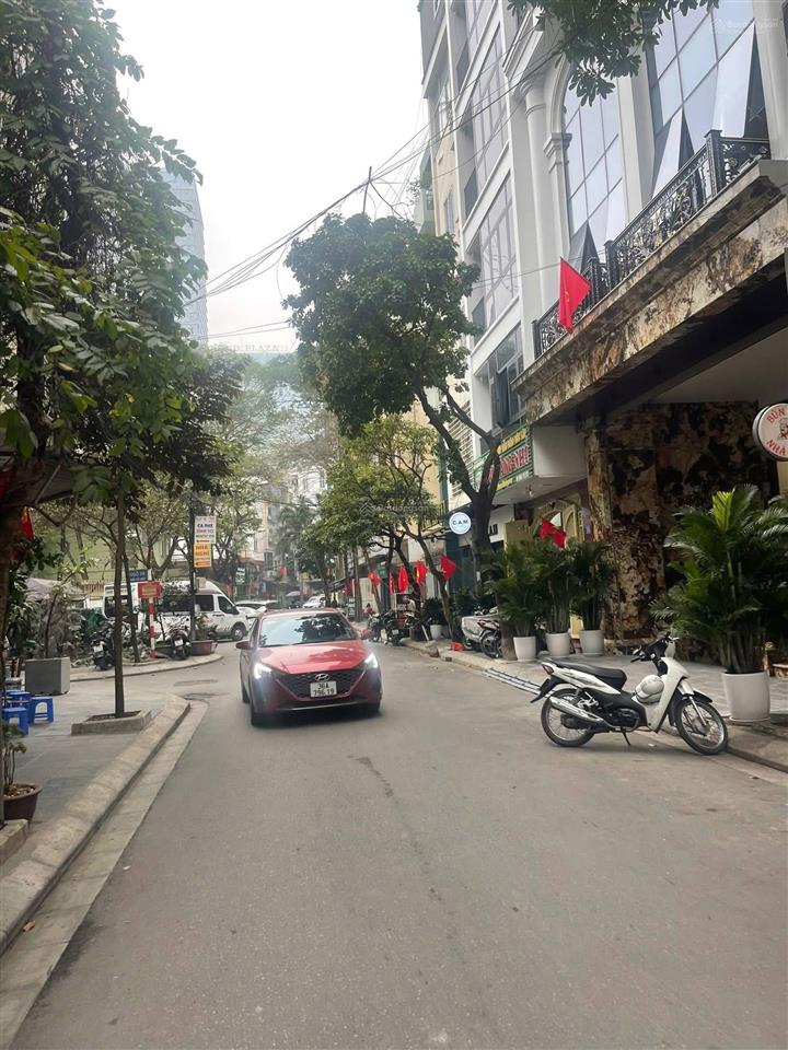 Bán nhà phố dịch vọng hậu  phân lô ô tô  kinh doanh  2 mặt tiền  dt 100m2  nhỉnh 40 tỷ