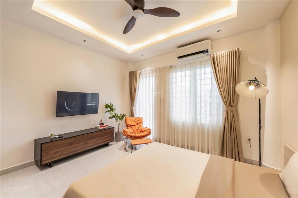 Căn hộ dịch vụ có ban công 55m2 ở xô viết nghệ tĩnh  bình thạnh thuận tiện qua quận 1,2,phú nhuận
