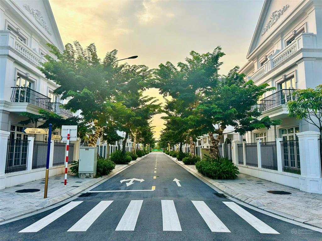 Liền kề osaka đông nam giá tham khảo tốt trong khu vực dự án eurowindow twin parks