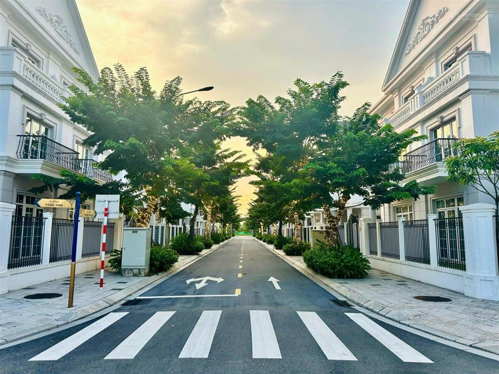 Căn góc song lập lam viên 223m² giá tốt dự án eurowindow twin parks