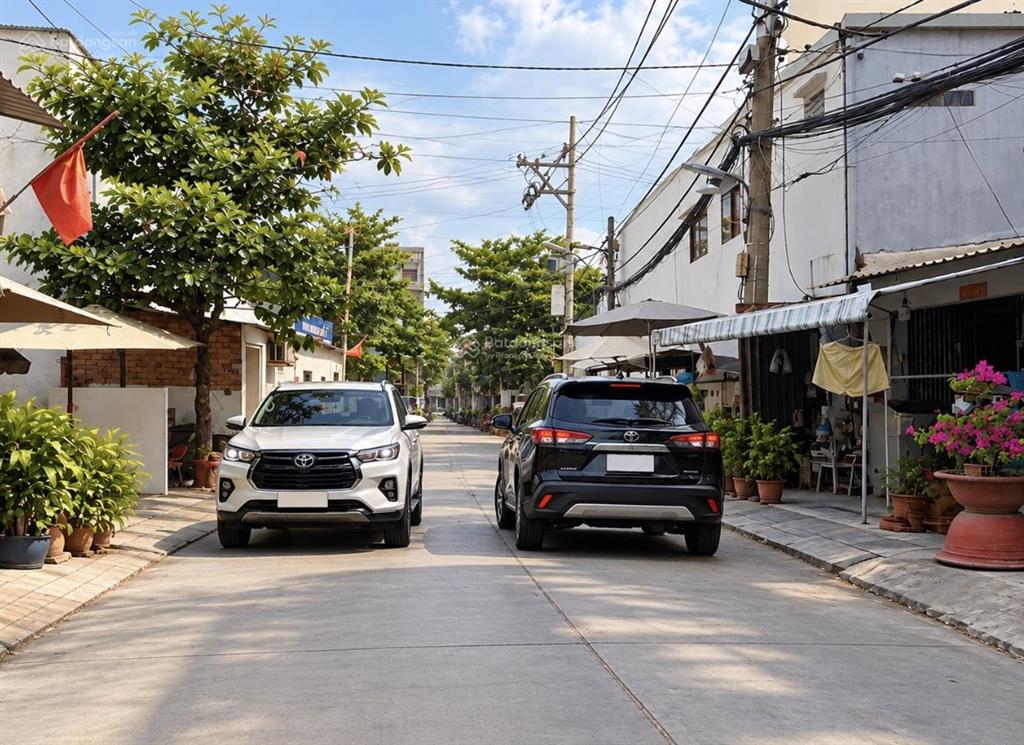 Bán nhà bùi tư toàn, an lạc, bình tân ngang 6,5m diện tích 123,5m 4 tầng hẻm xe tải thông