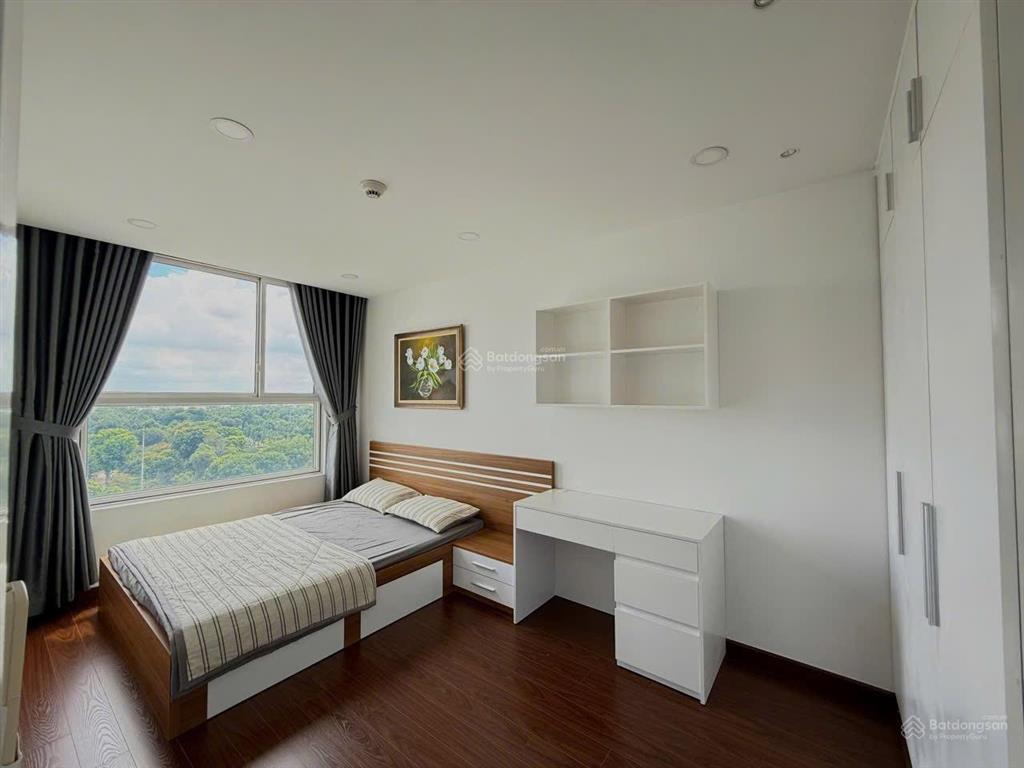 Bán căn hộ orchard garden, 73m2, 2pn, 6.9 tỷ, có sổ hồng, view cao thoáng mát