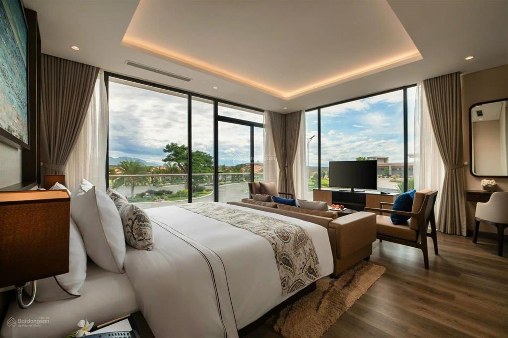 Căn 3 tầng 122m2, nhỉnh 4 tỷ tại parasol caraworld cam ranh, sổ sẵn, x3 tài sản