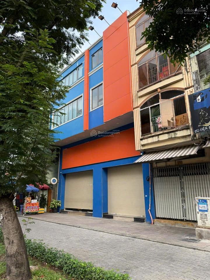 Bán nhà mặt tiền đường điện biên phủ, gần ngã tư hàng xanh, đang cho thuê giá tốt