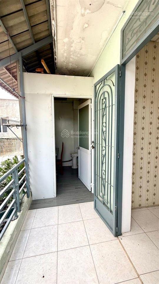 Bán nhà ngay vincom quận 7, ngang 5m kdc hh, nhà mới, giá nhỉnh 5 tỉ