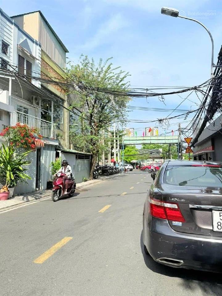 Bán mtkd đường 12m huỳnh tấn phát, quận 7, 4 tầng 5pn, ngay nguyễn thị thập, giá nhỉnh 5 tỉ