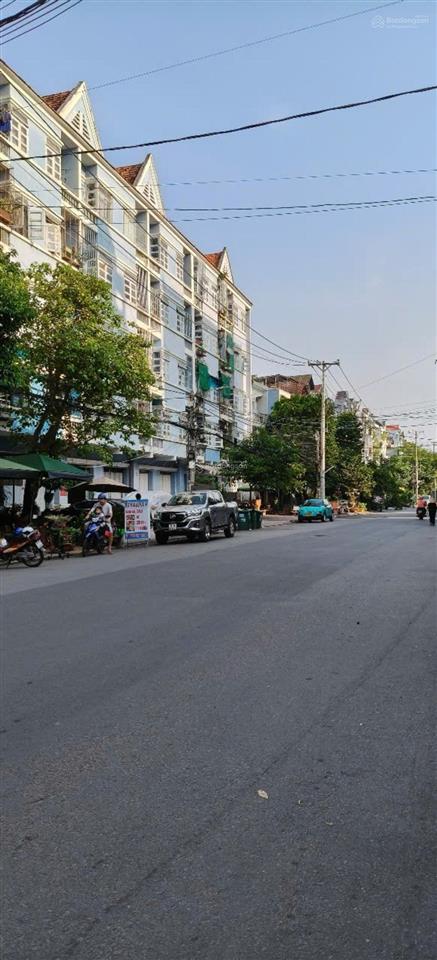Bán mt kd cao thị chính, quận 7, 7,5m x 9m dạng shophouse. giá nhỉnh 4 tỷ
