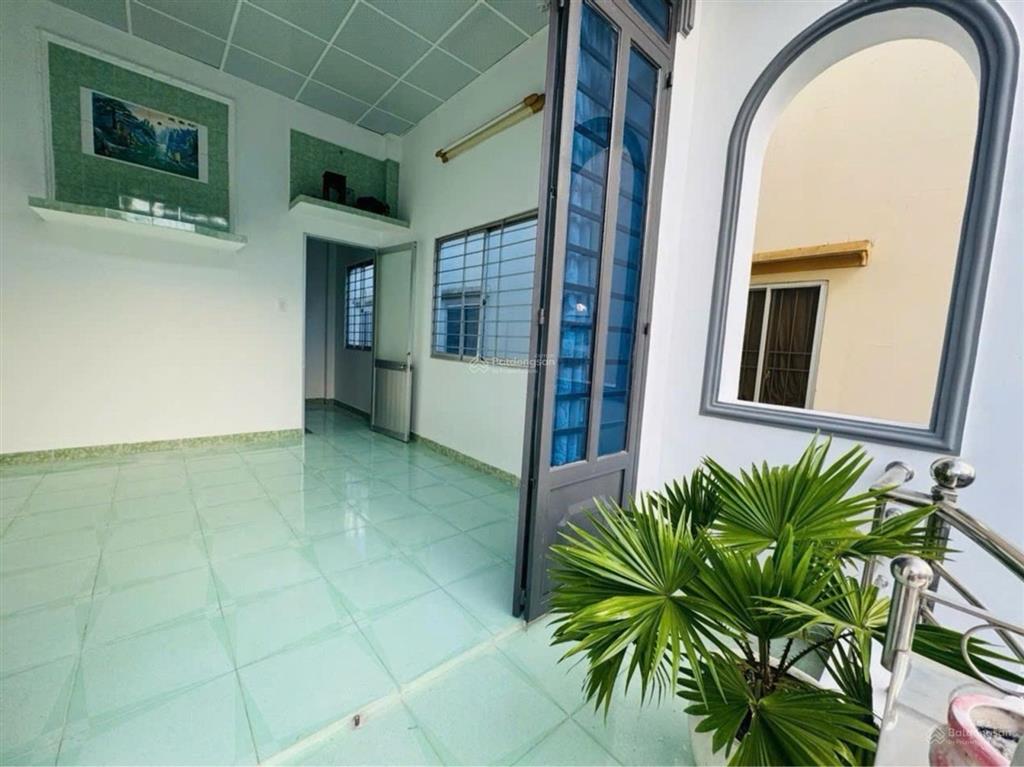 Bán nhà huỳnh tấn phát, phú thuận, quận 7, 4m x 19m, liền kề pmh, giá nhỉnh 4 tỷ