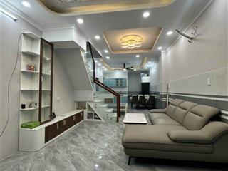 Bán nhà huỳnh tấn phát, ngay vincom, quận 7, 4,5m x 16m, 3pn, giá nhỉnh 7 tỉ