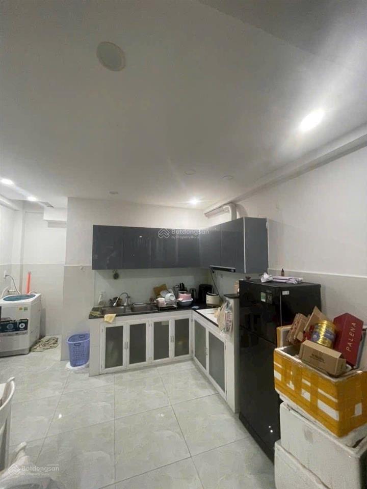 Nhà đẹp kiên cố  hẻm cực đẹp thông thoáng  dân trí  sổ vuông  ngay trung tâm phường 10 gò vấp