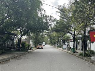 Lô góc dương tử giang  gần đảo kim cương  150m2  khu nhà đẹp