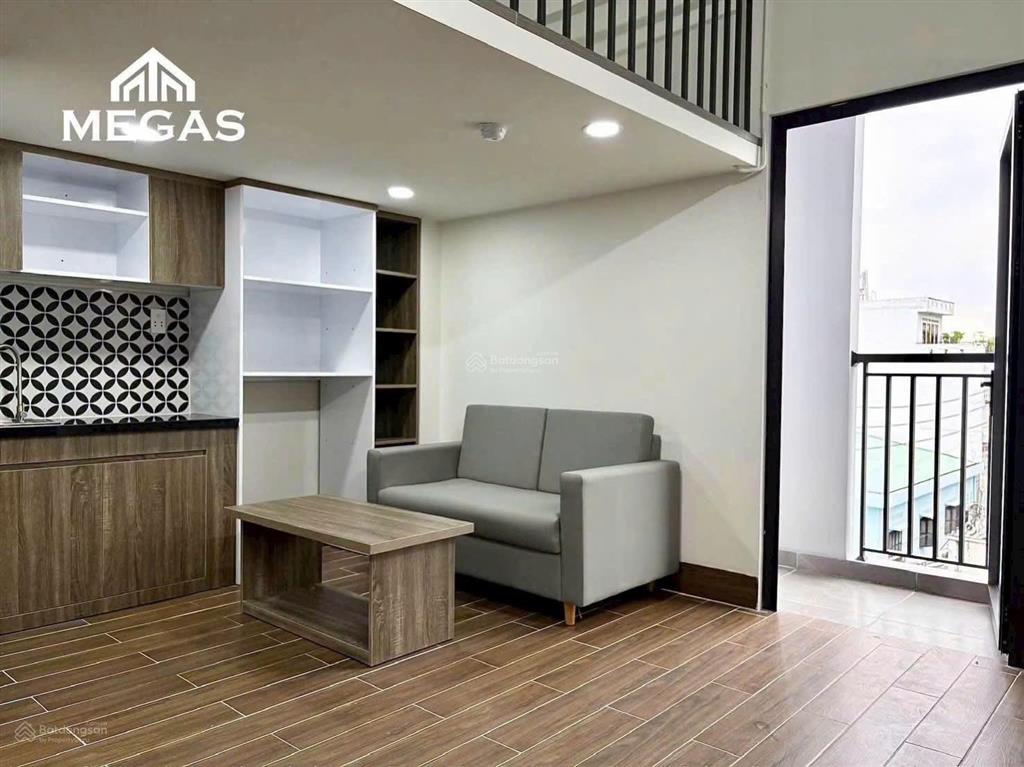 Cho thuê chính chủ duplex ban công, quận 7 full nội thất rộng rãi, gần lotte tdtu rmit trống sẵn