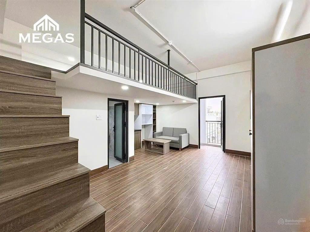 Cho thuê chính chủ duplex ban công, quận 7 full nội thất rộng rãi, gần lotte tdtu rmit trống sẵn