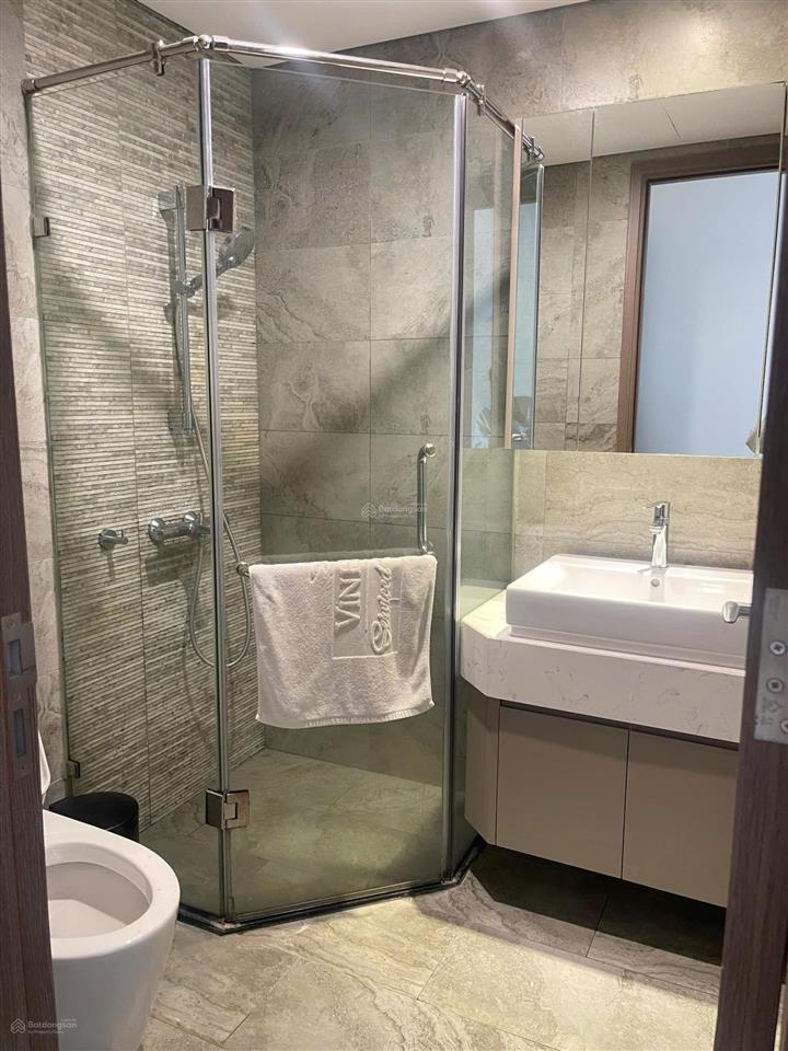 Chính chủ cần cho thuê căn chung cư cao cấp tại vinhomes symphony riverside full nội thất,giá 11tr