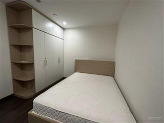 Chính chủ cần cho thuê căn chung cư cao cấp tại vinhomes symphony riverside full nội thất,giá 11tr