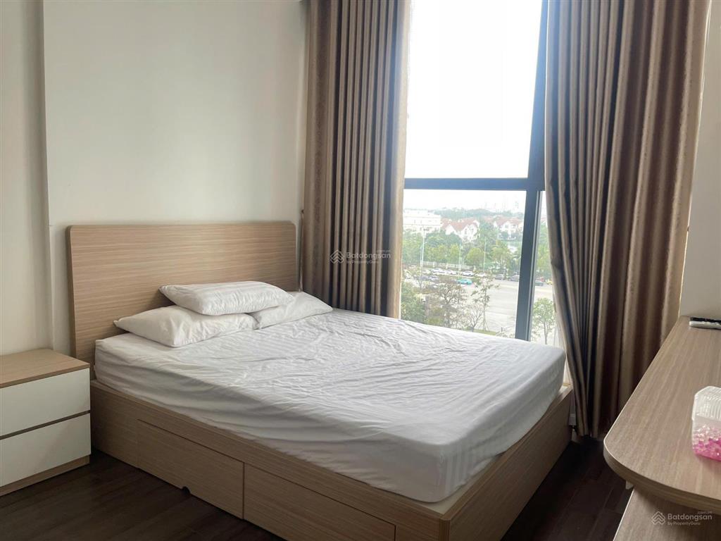 Chính chủ cần cho thuê căn chung cư cao cấp tại vinhomes symphony riverside full nội thất,giá 11tr