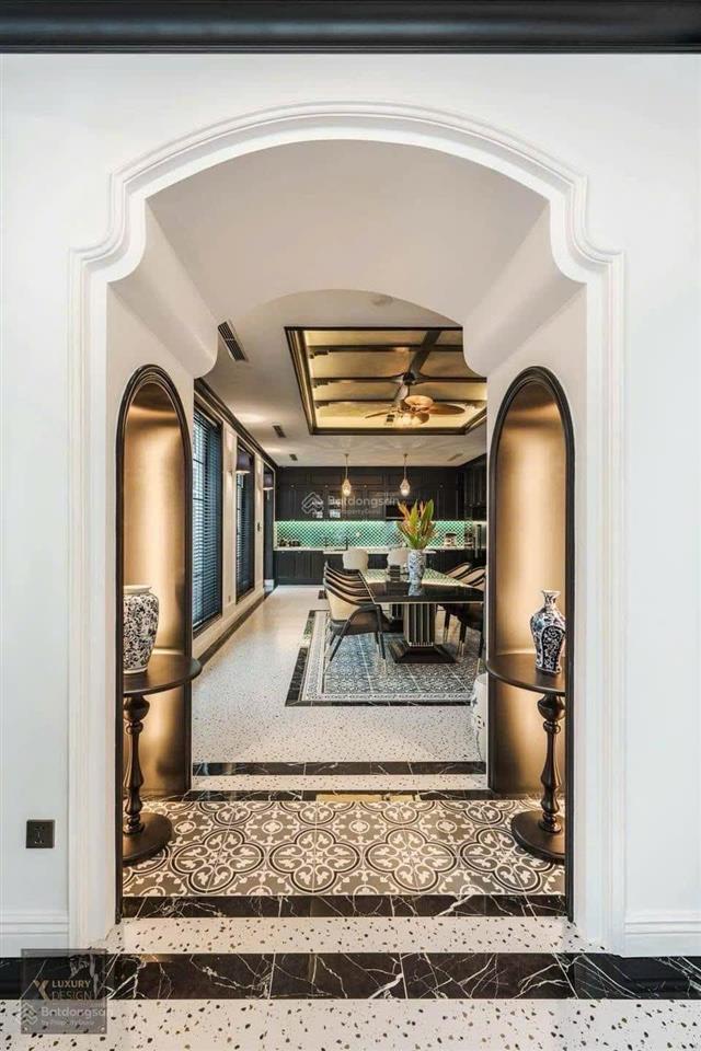 Cần cho thuê căn đơn lập diện tích 300m hướng đông nam có thang máy view đẹp giá 60tr