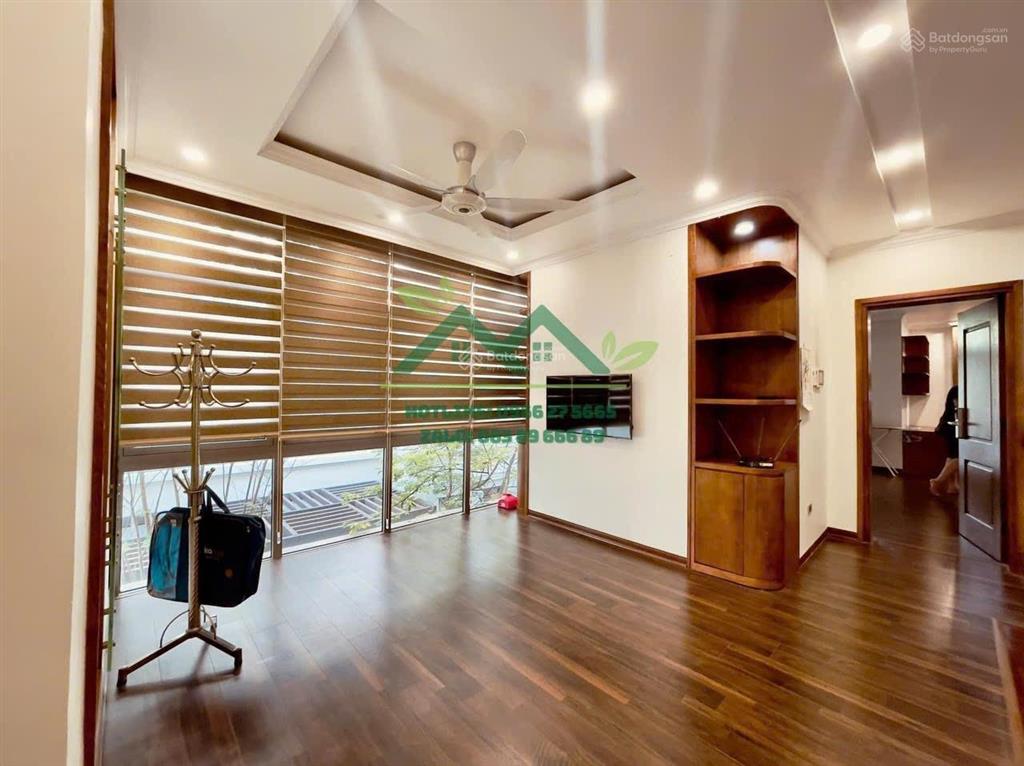 Cho thuê căn bt siêu hot diện tích 96m, 30triệu tại vinhomes riverside long biên