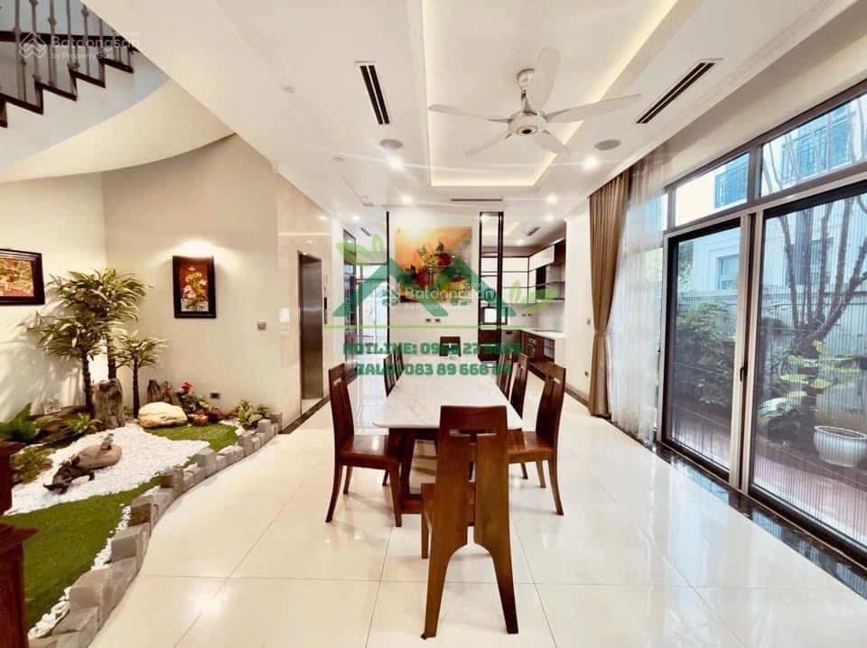 Cho thuê căn bt siêu hot diện tích 96m, 30triệu tại vinhomes riverside long biên