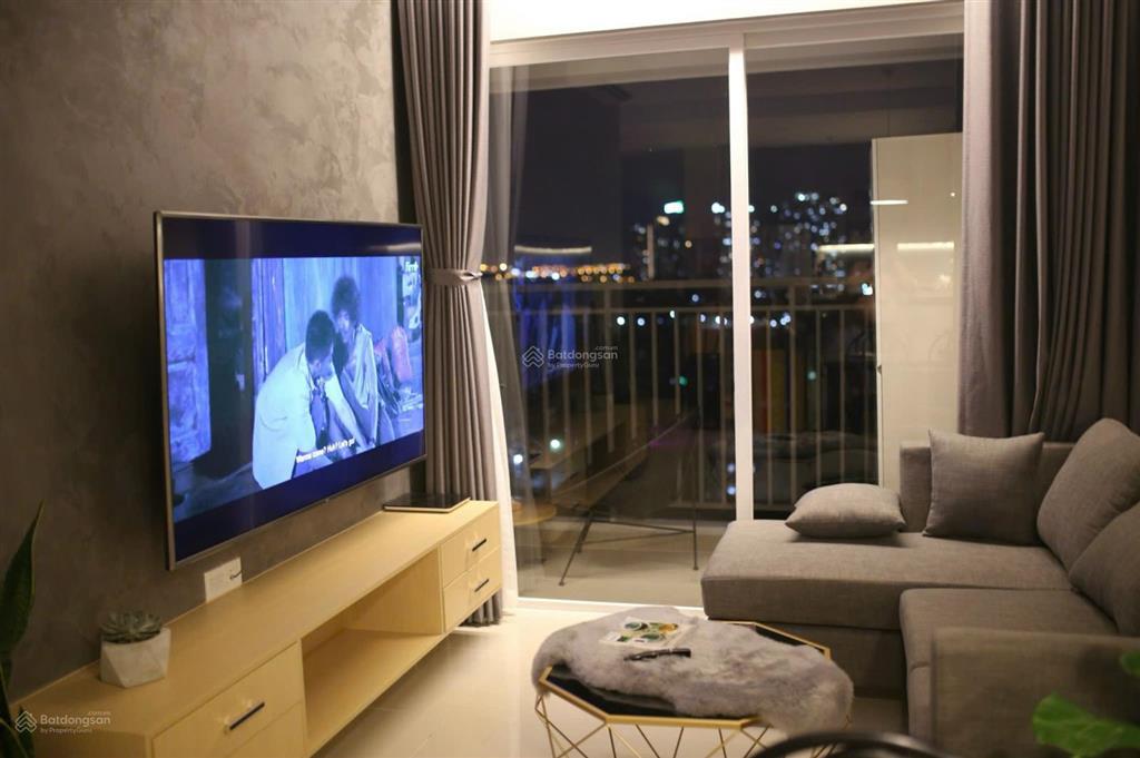 Cho thuê căn hộ sunrise riverside 3pn. cách rmit 5ph, full nt giá 17 tr.  0906 253 *** tú