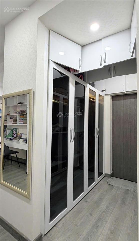 Giá chấn động,bán ch saigon south 3pn 2wc full nt 95m2,sổ hồng,tặng ô xe giá 6.5 tỷ 0906 253 ***