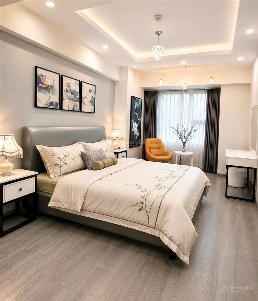 Giá chấn động,bán ch saigon south 3pn 2wc full nt 95m2,sổ hồng,tặng ô xe giá 6.5 tỷ 0906 253 ***